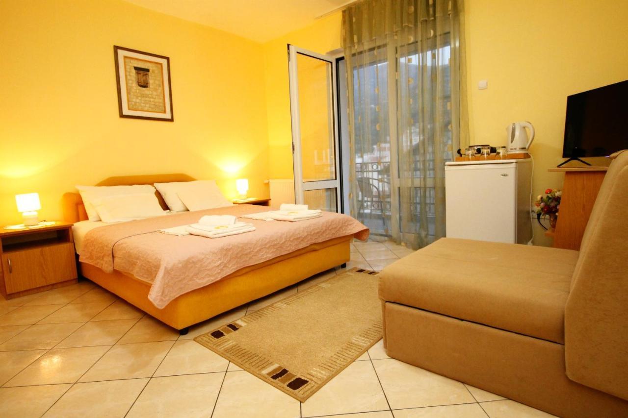 Apartments Mitrovici Milocer Sveti Stefan Exterior photo