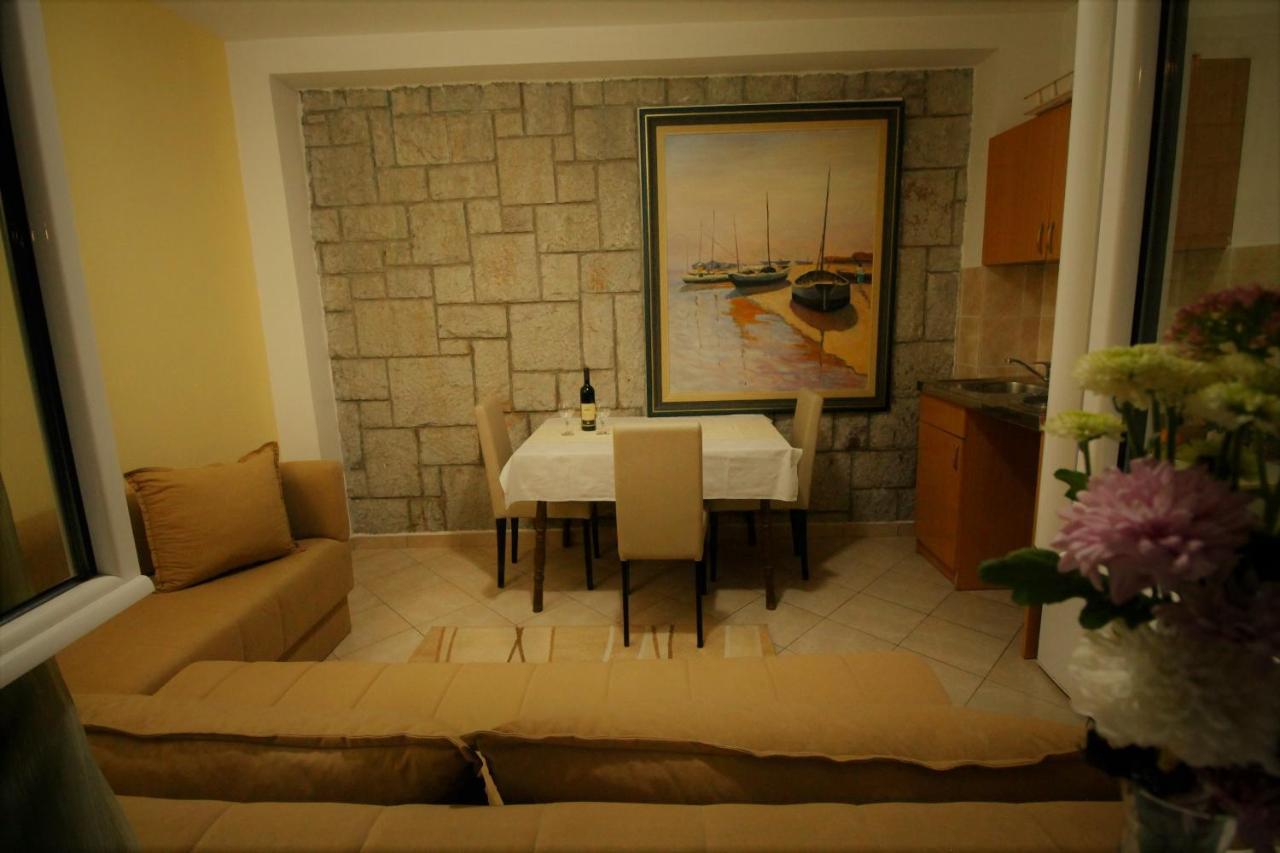 Apartments Mitrovici Milocer Sveti Stefan Exterior photo